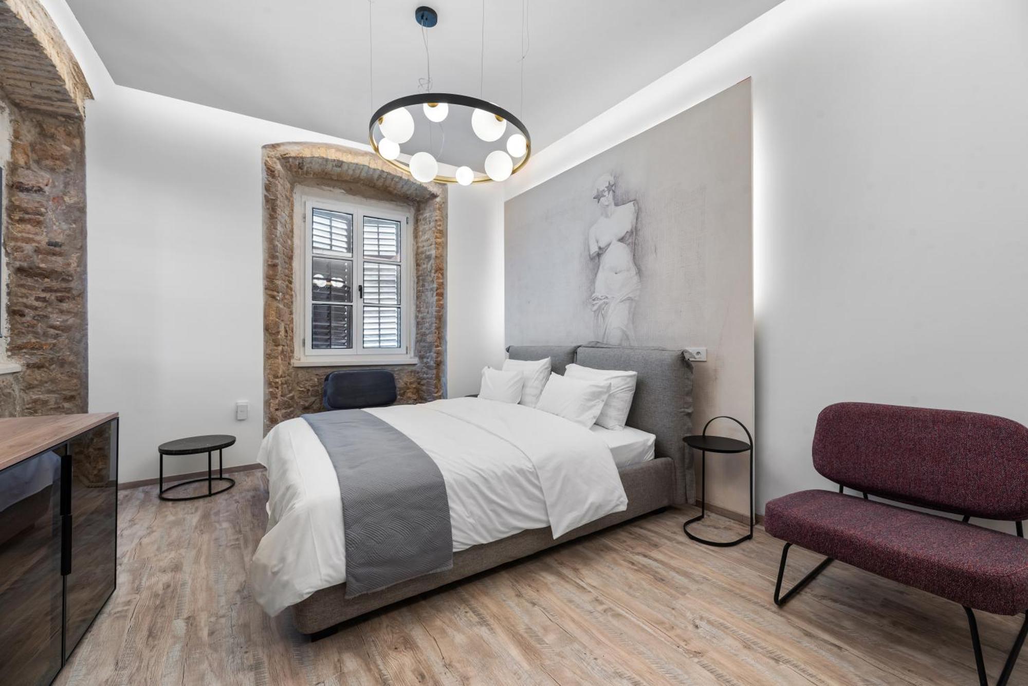 Kalelarga I Sveti Lovre Apartment *