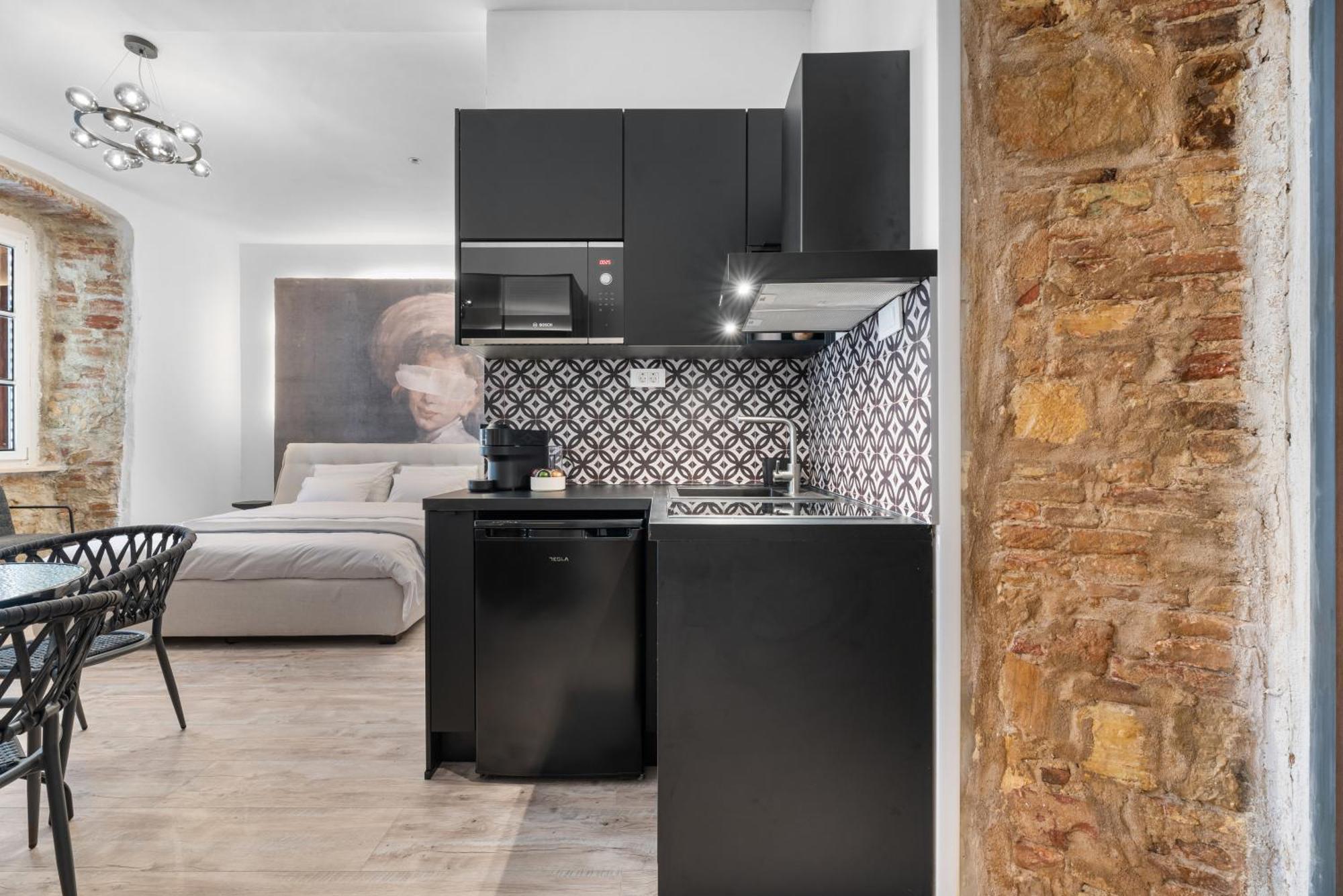 Kalelarga I Sveti Lovre Apartment Zadar